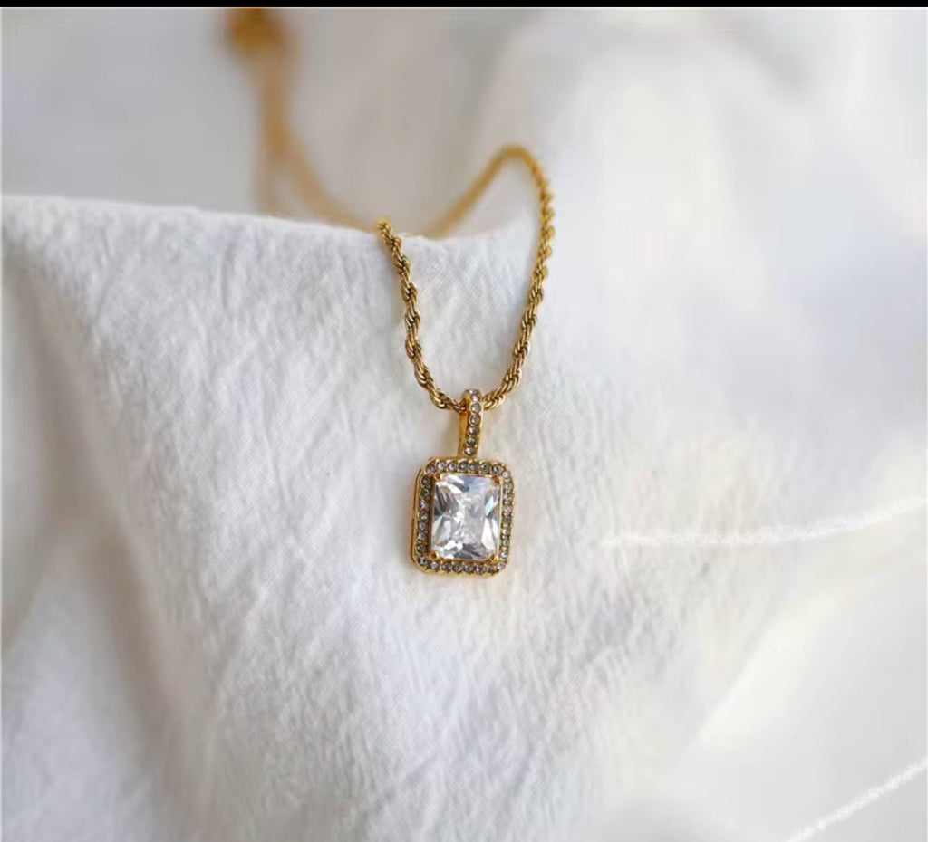 "Emerald Shades" Necklace