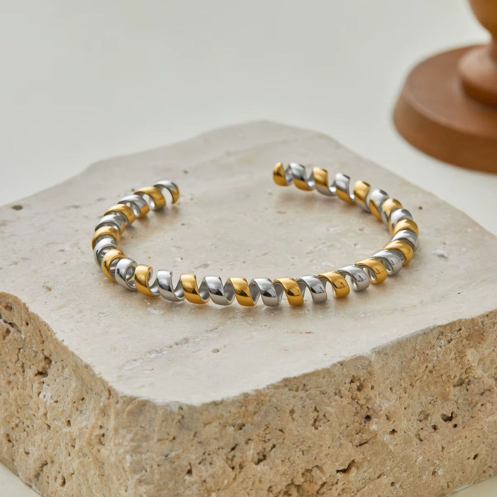 “Plot Twist” Bracelet