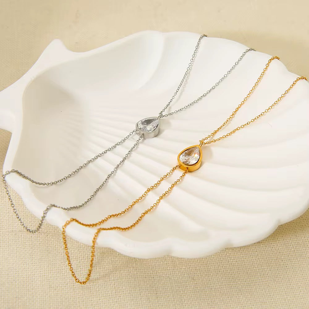 “Centerpiece” Hand Chain