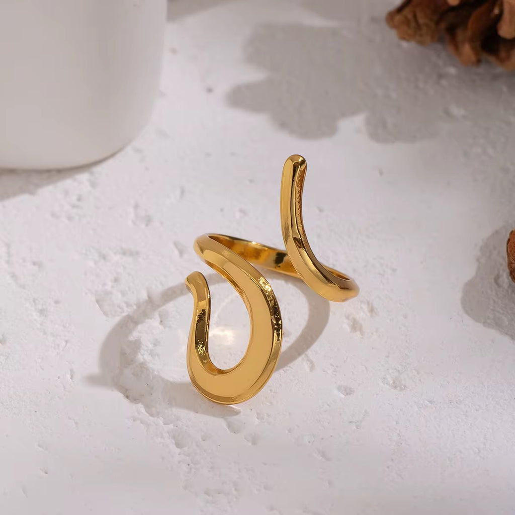 “Utopia” Ring