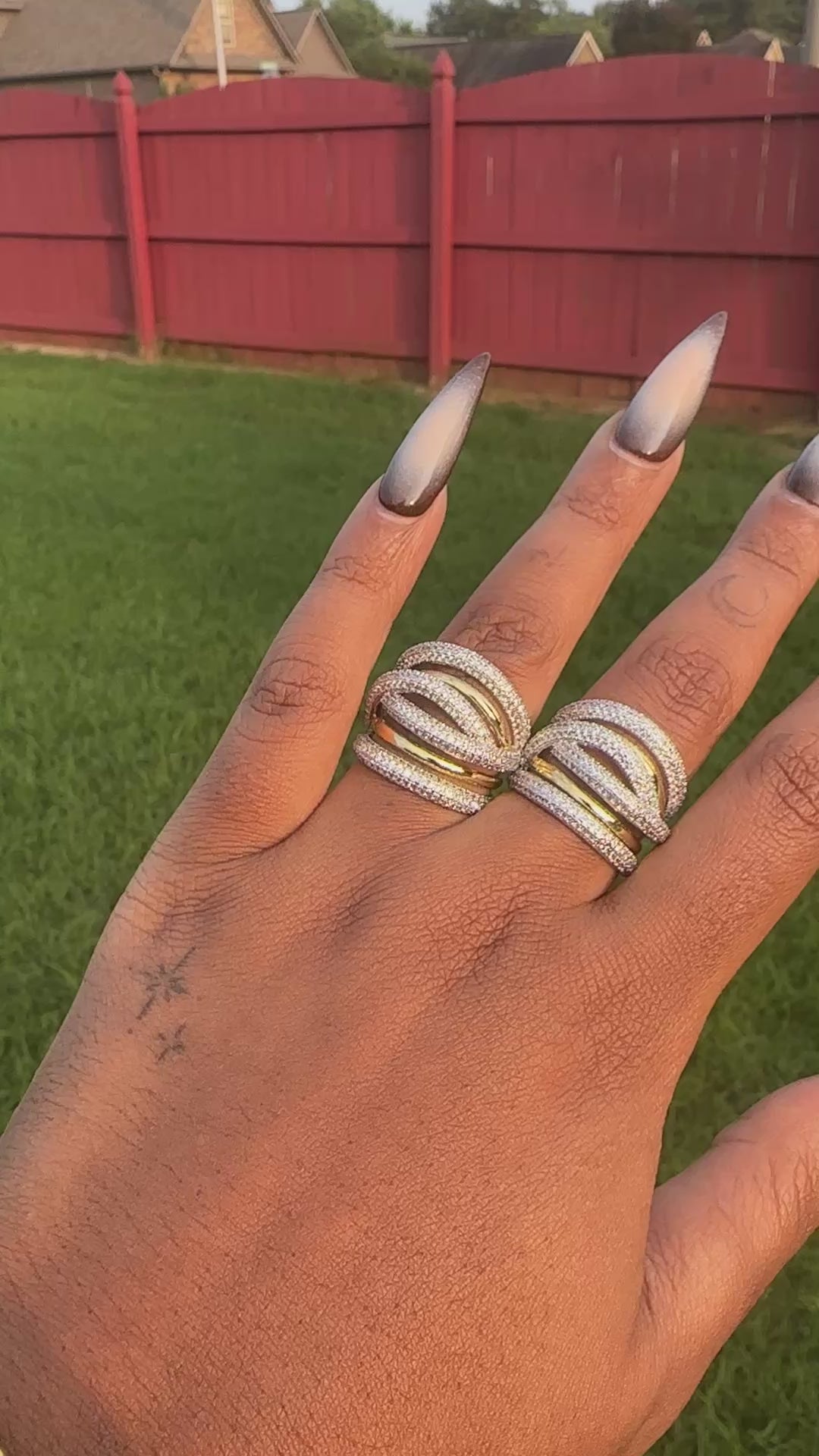 “Stand Out” Ring